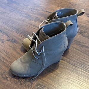 Nautica Gray Ankle Booties